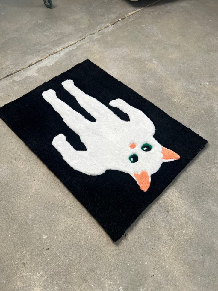 Ковер ручной работы Nicenonice Classic "Meme cat", 80*50 см.